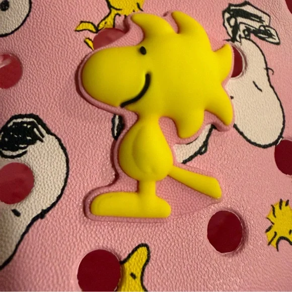 Crocs X Peanuts collab Mary Jane Clog NWT W8 M6 - Picture 12 of 13